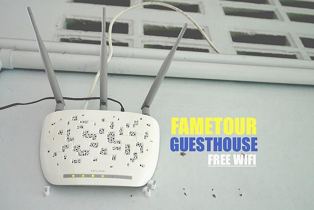 Fame Guesthouse Chumphon Exteriör bild