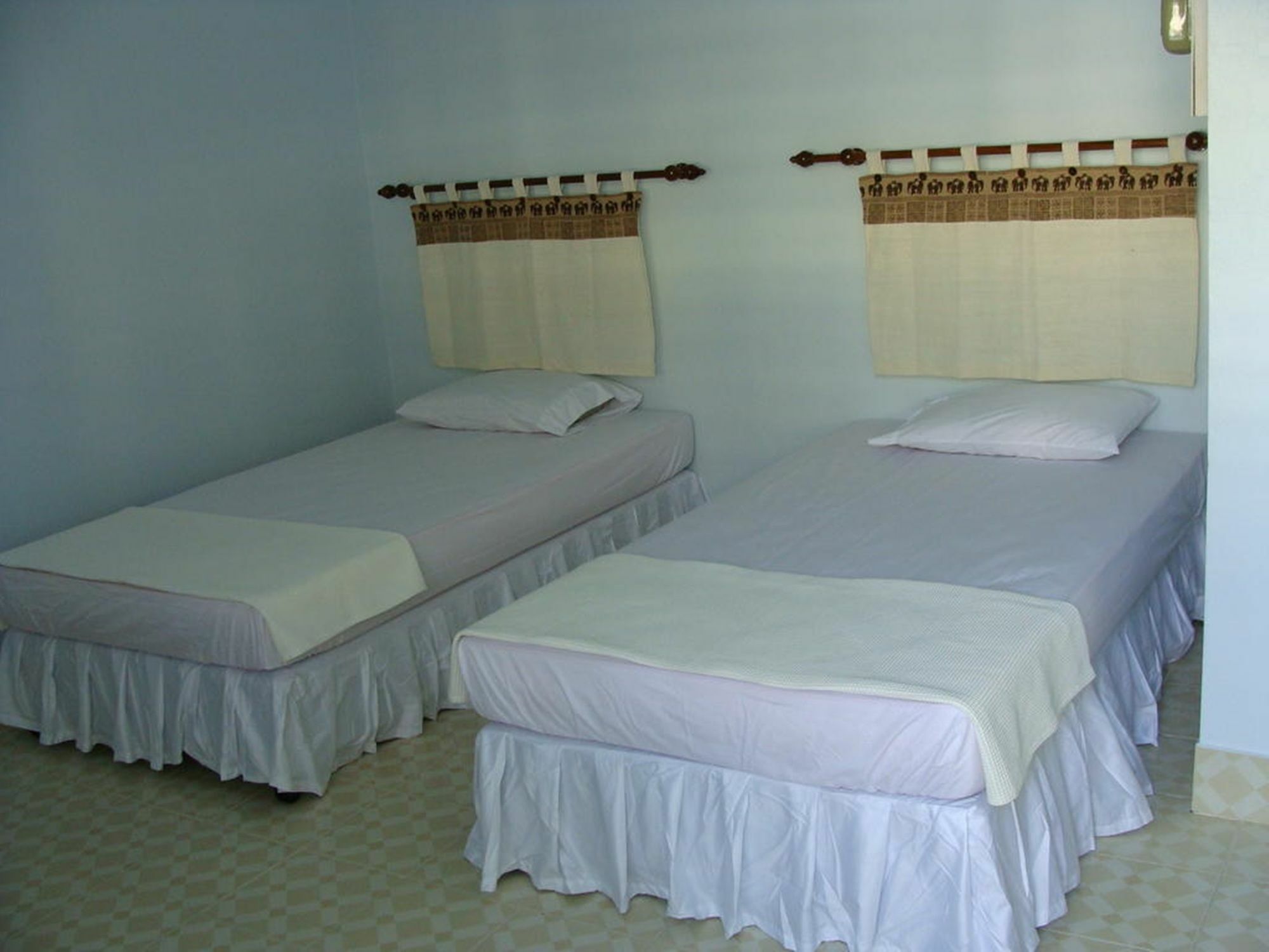 Fame Guesthouse Chumphon Exteriör bild